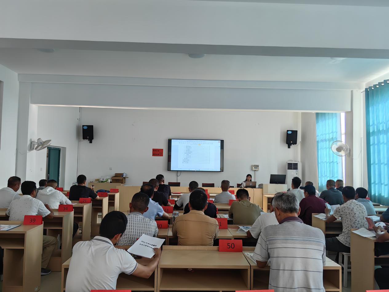 EAFF0A796B53AF5BC169F639E7BDB85A